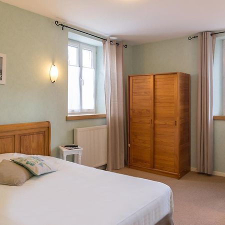 Logis Le Moulin De La Soriniere Hotell Nueil-sous-les-Aubiers Exteriör bild